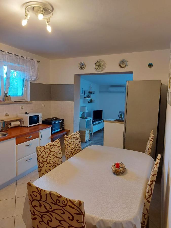 Apartment Matmar Zengg Kültér fotó